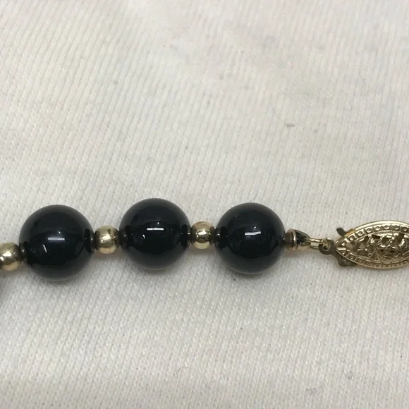 14K Gold and Onyx Genuine Beaded Necklace 21 in